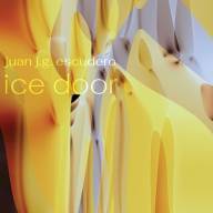 Eiskalte Schönheit: Juan J.G. Escuderos 'Ice Door'